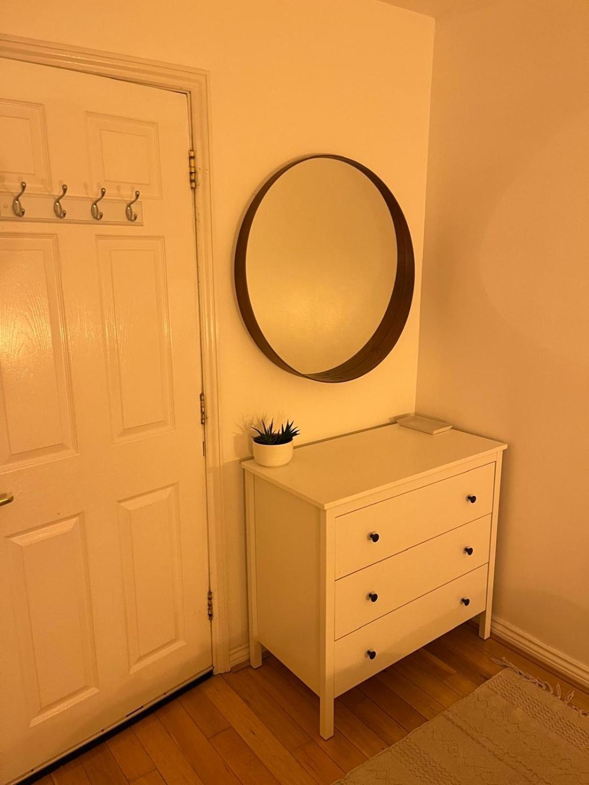 Homely 2 Story Cathedral City Apartment Дърам Екстериор снимка